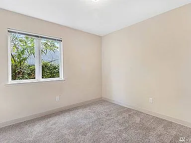 905 N 101st St — Photo 20
