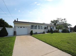 9 Highland Ave, Marmora, NJ 08223