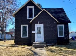 311 W 2nd St, Madison, MN 56256