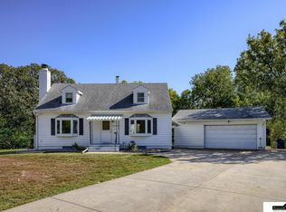 2303 Wilson Dr, Bellevue, NE 68005