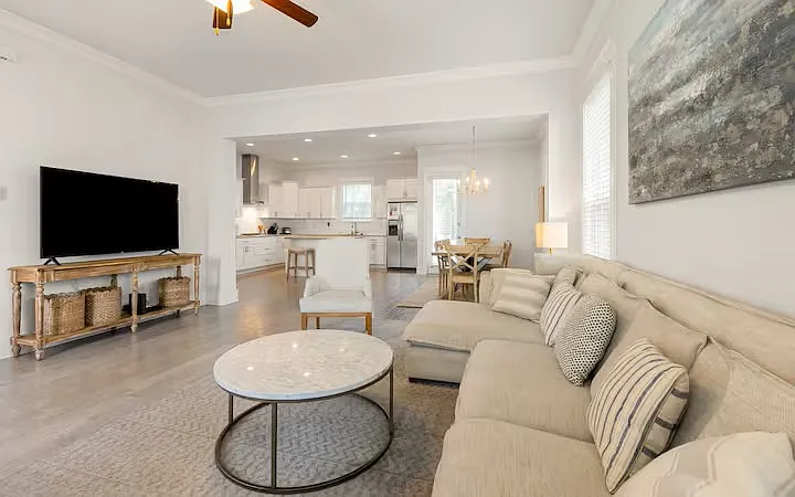 318 Grande Pointe Cir — Photo 37