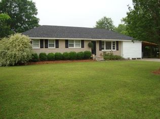 414 Michael Ct, Manning, SC 29102