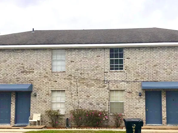 2001 Munster Blvd APT D, Meraux, LA 70075