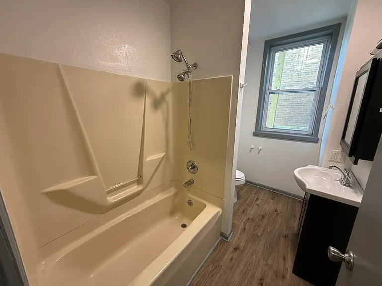 1501 Central Ave — Photo 6