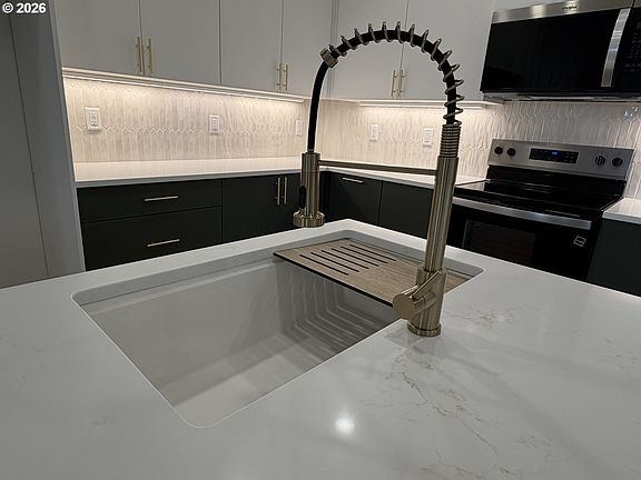 4th image of 16073 Barlow Trail Ln