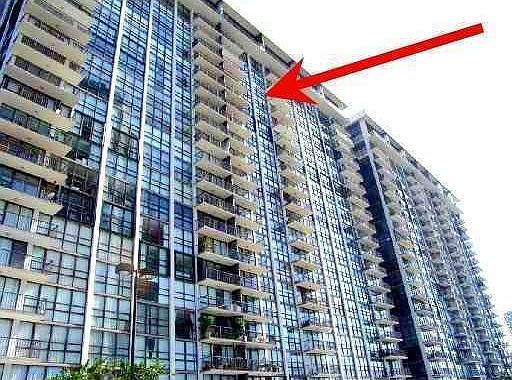 3rd image of 600 NE 36th St APT 1905