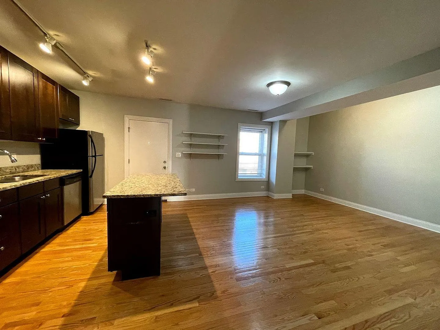 2224 N Bissell St — Photo 4