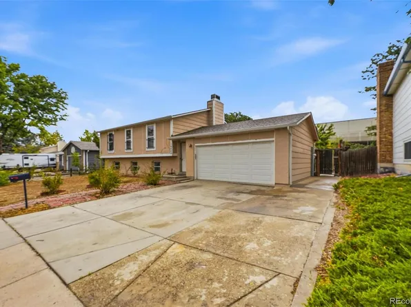 16683 E Kansas Drive, Aurora, CO 80017