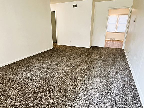 2649 N Estelle Living Room_09042024