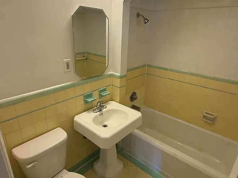 4930 Fulton St #205 — Photo 12