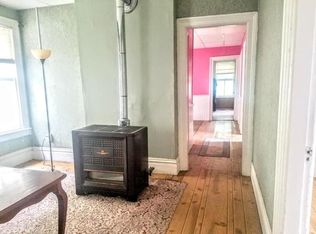51 6th Ave #2, Troy, NY 12180