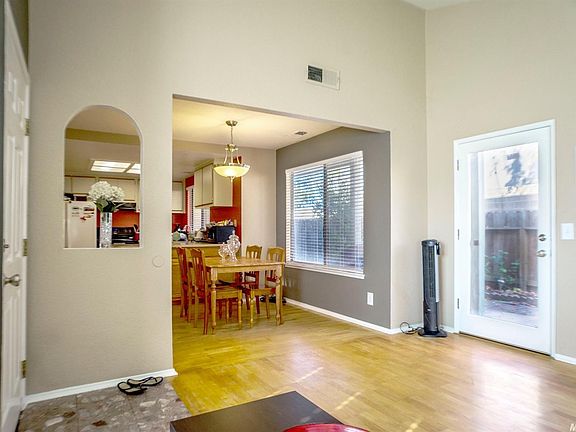 5th image of 8738 Lianna Ct