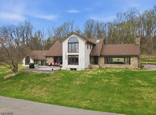 3 Hillbrook Lane, Holland Twp., NJ 08848