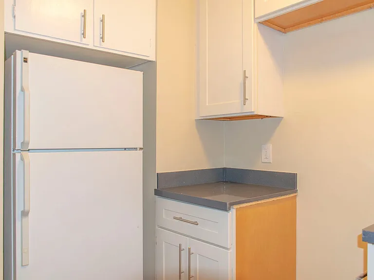 2297 Sutter St — Photo 9