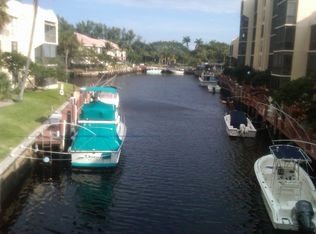 2 Royal Palm Way PH 302, Boca Raton, FL 33432