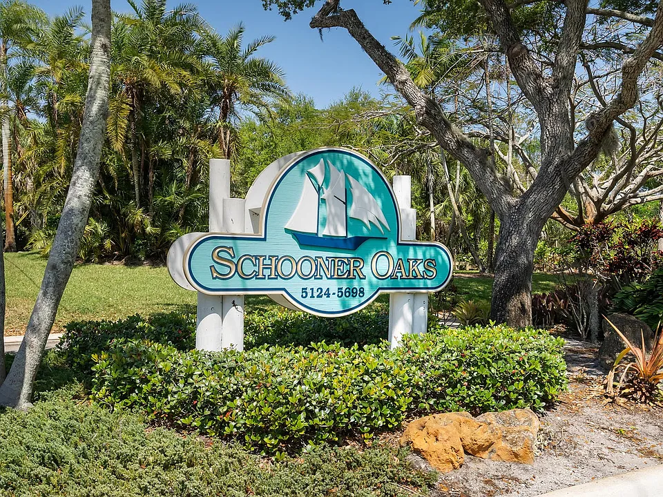 5300 SE Schooner Oaks Way #5300