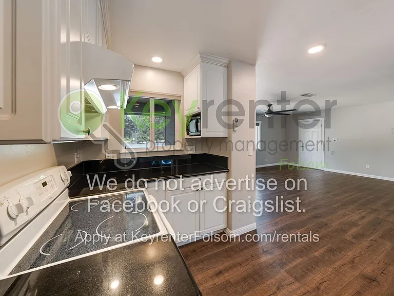3686 Heady Ct — Photo 46