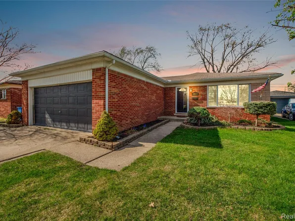 14615 Masonic Blvd, Warren, MI 48088