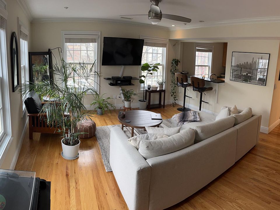 Living Room Double Window Exposure