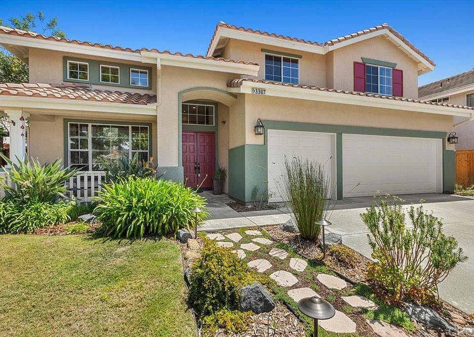 1st image of 3387 Avenida Nieve