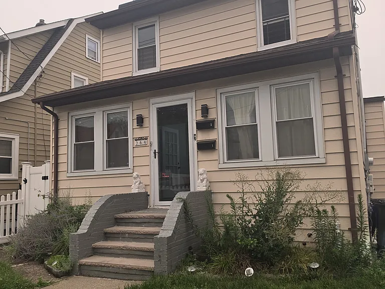 264 Union St #2 — Photo 11