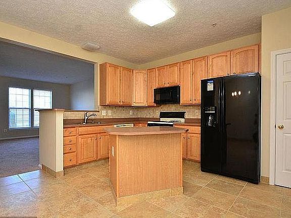 Lots of Cabinet/Pantry Space