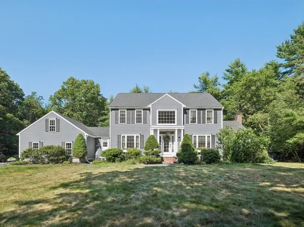 13 Sherwood Ln, Lakeville, MA 02347