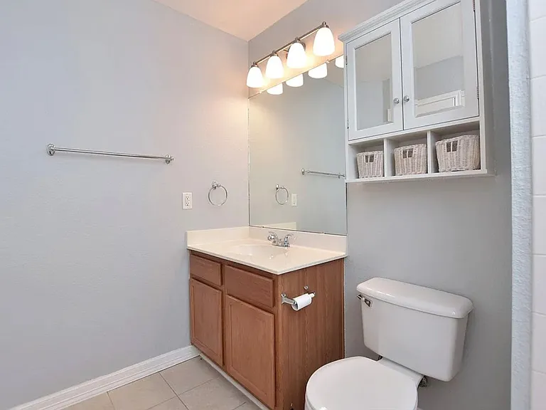 17518 Port Hood Dr — Photo 13