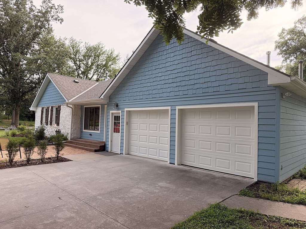 4040 Y St - Property Image