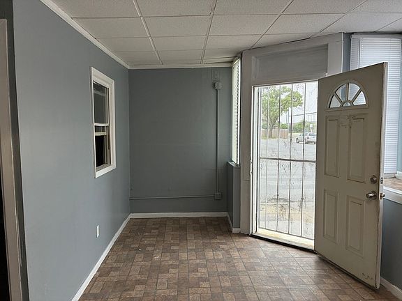 5th image of 2759 W 38th St