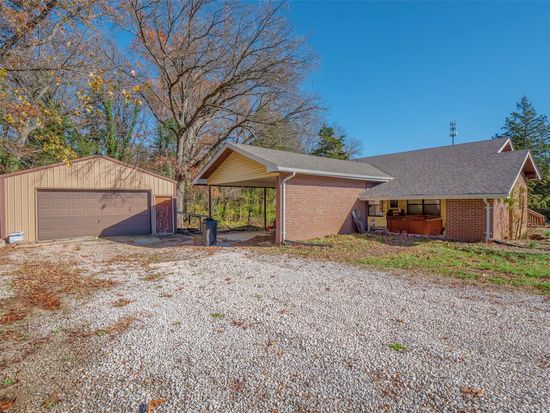 6815 Clinton Ln, Cedar Hill, MO 63016