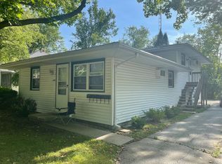 200 S Grove, Normal, IL 61761