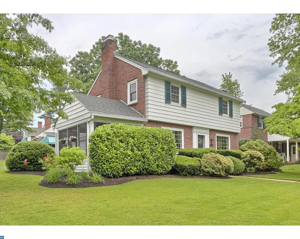 705 State St photo 1