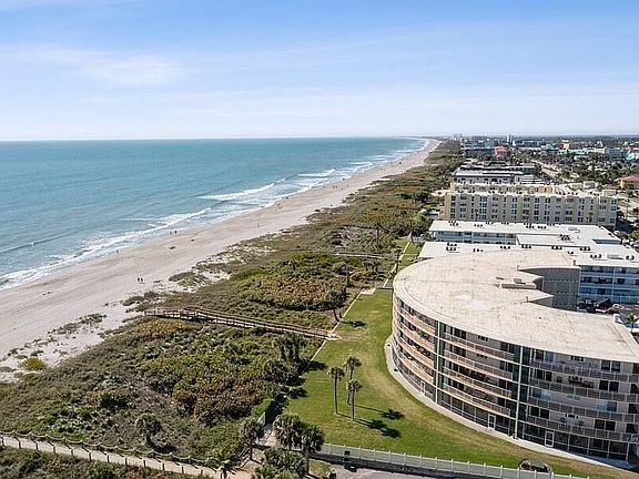 4th image of 4850 Ocean Beach Blvd APT 103