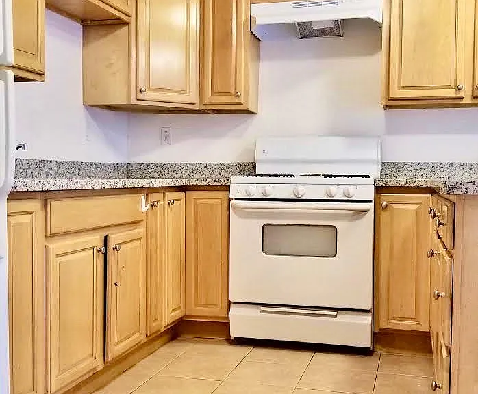 1032 York St #A — Photo 5