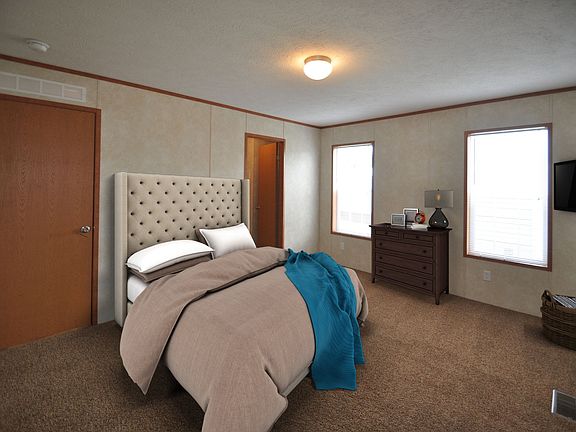 4th image of 510 Forest Blvd