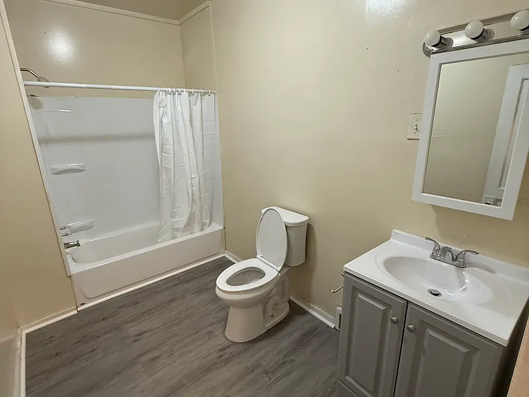 99 Saint Joseph Ave #1 — Photo 11