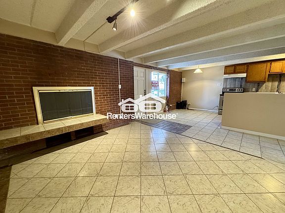 3rd image of 1180 Yosemite St Unit 207