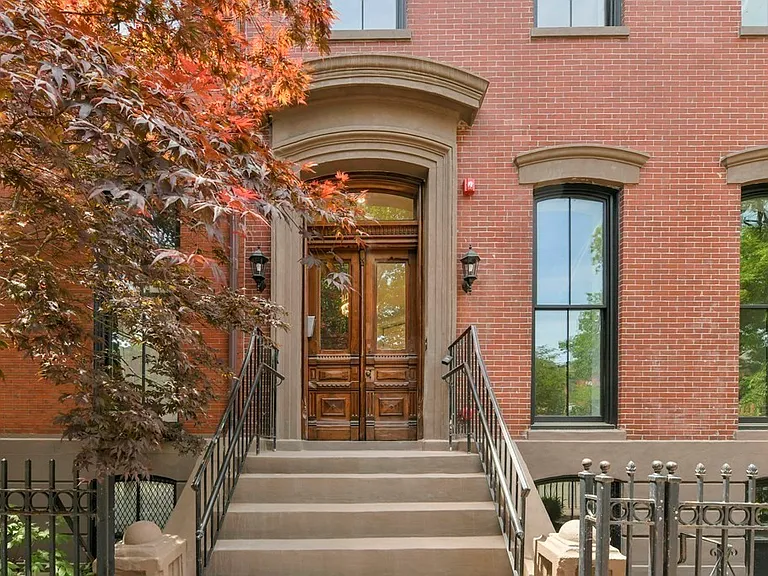 541 State St #3 — Photo 1