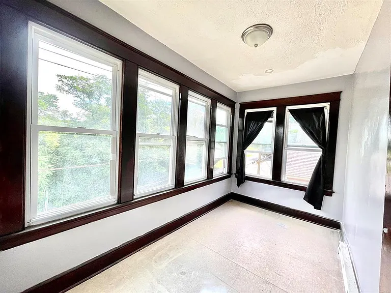 146 Charles St #3 — Photo 8