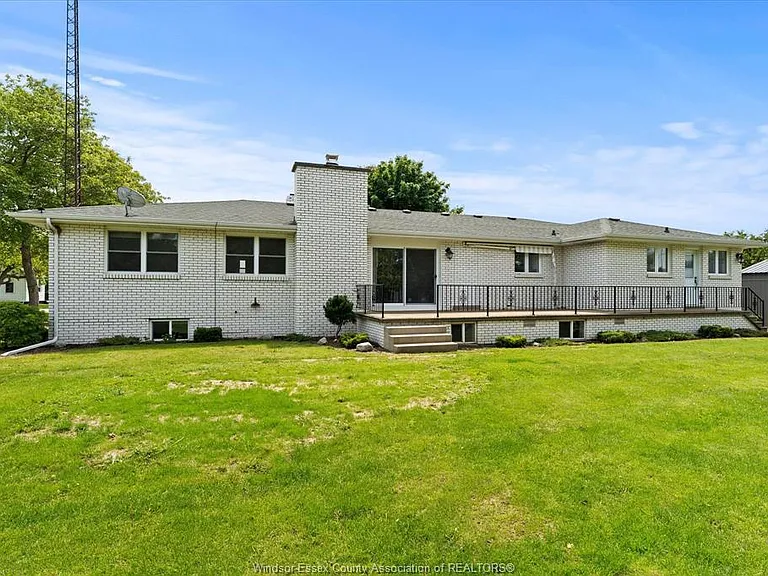 1502 Road 4 E — Photo 31