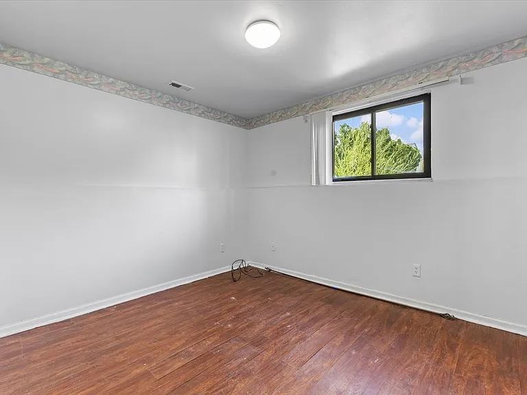 18129 Birch Dr — Photo 20