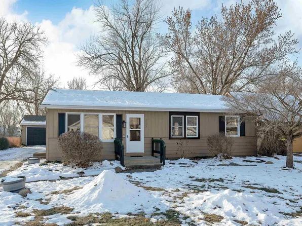 2123 Edgerton St, Huntertown, IN 46748