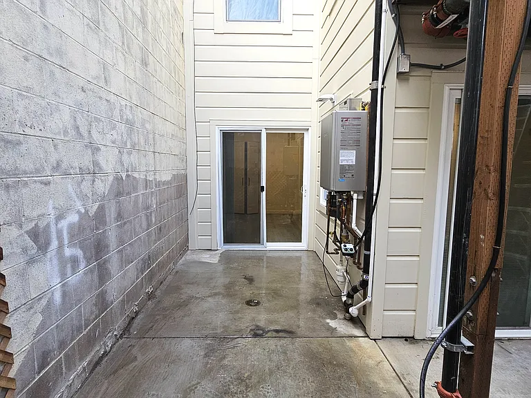 451 Tehama St #A — Photo 12