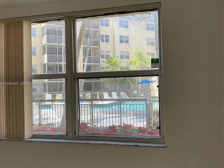 8373 Lake Dr #106 — Photo 16