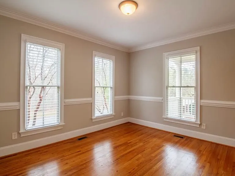 332 Highland Point Dr — Photo 7