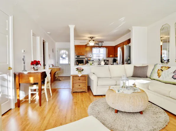 828 Kennedy Blvd #B2, Bayonne, NJ 07002