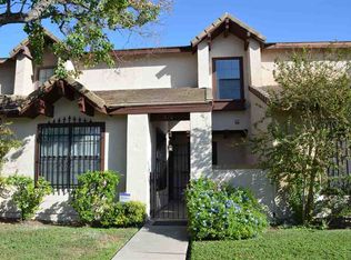 816 E Hillside Rd, Laredo, TX 78041