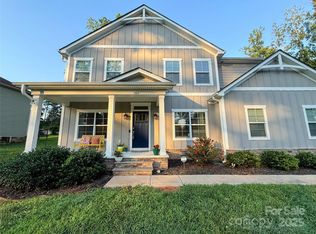 360 Sundown Rd, Mooresville, NC 28117