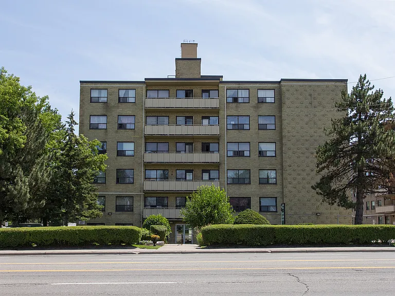 2223 Eglinton Ave E — Photo 23